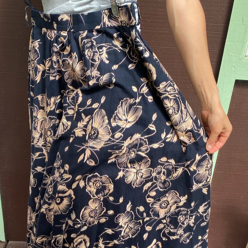 Vintage Floral midi Skirt - size 2-4 - Picture 5 of 5